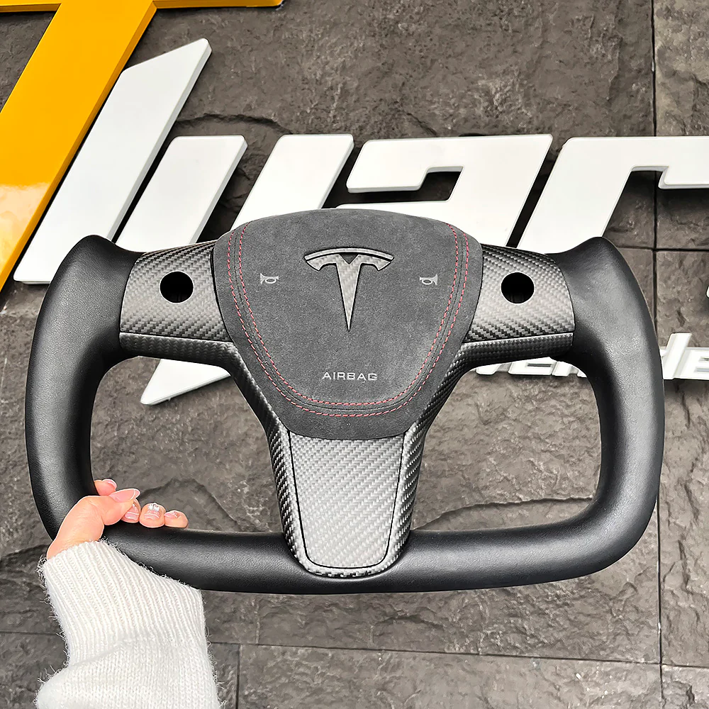 Custom Yoke Style Carbon Fiber Steering Wheel For Tesla Model 3/ Y - Image 3